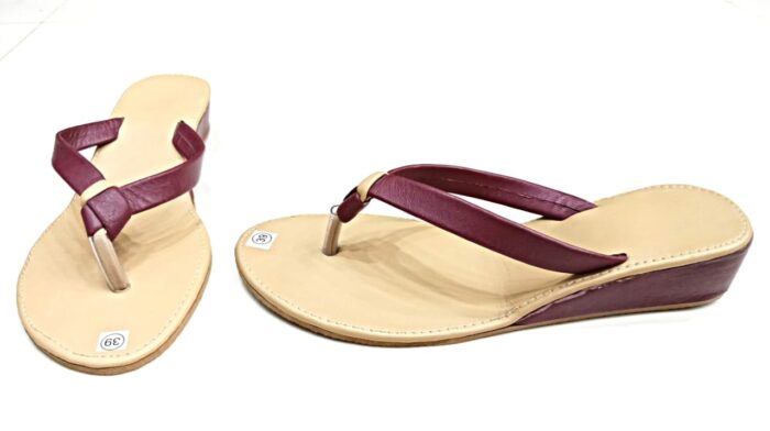 GENUINE LEATHER  TAN SLIPPERS