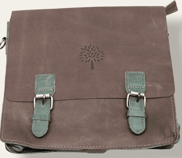 MESSENGER BAG